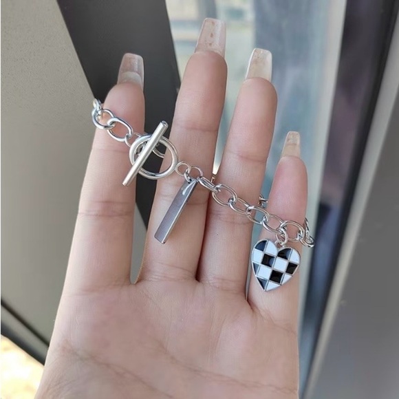 Jewelry - NEW - checkered heart charm bracelet, chain bracelet w/ charm, heart jewelry